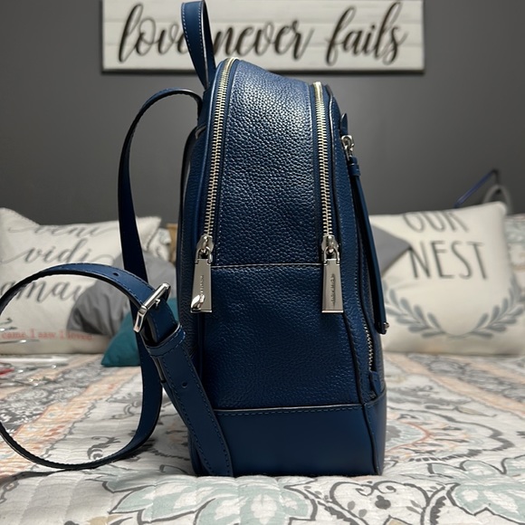 Pre-loved Michael Kors Brooklyn Medium Pebbled Leather Backpack - Picture 9 of 9